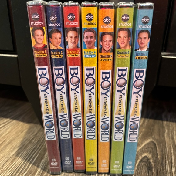 Boy Meets World: The Complete Series - 7 Seasons - Picture 2 of 10